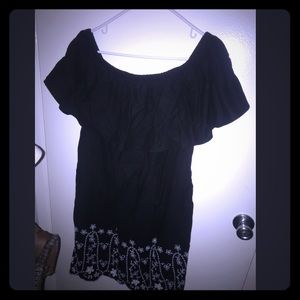 Off-the-Shoulder Cutwork-Hem Linen-Blend Dress